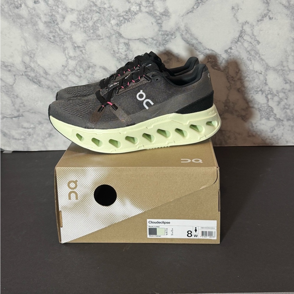 Women’s ON Cloudeclipse black and green sneakers